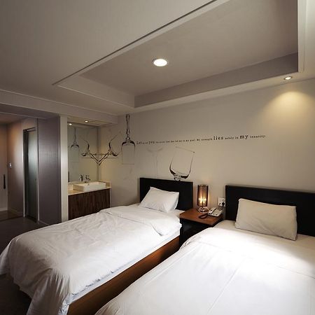 New Suwon Hotel Exterior foto